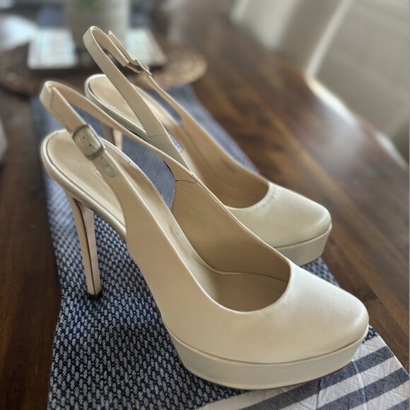 Vera Wang Bridal High Heels - Picture 1 of 3
